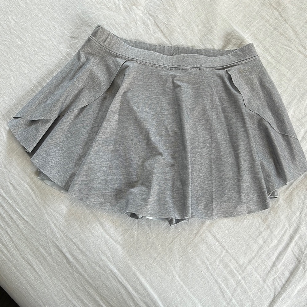 Girls tennis skirt size medium 10-12